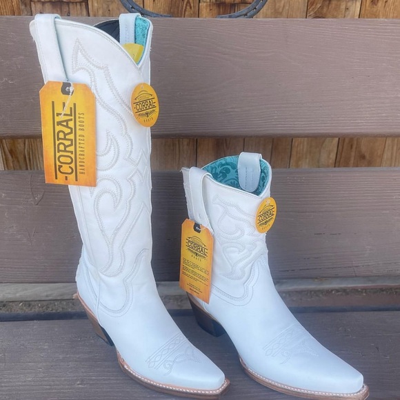 Tall white corral Boots new in box. - Picture 5 of 6